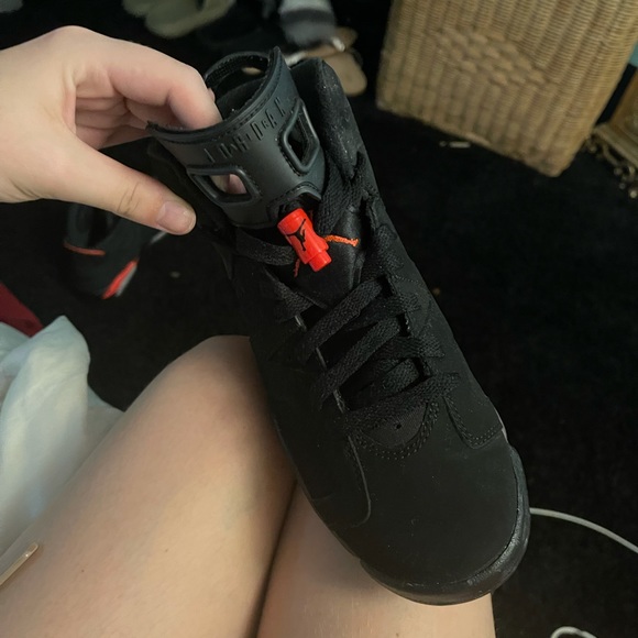 Infrared 6’s - Picture 5 of 5